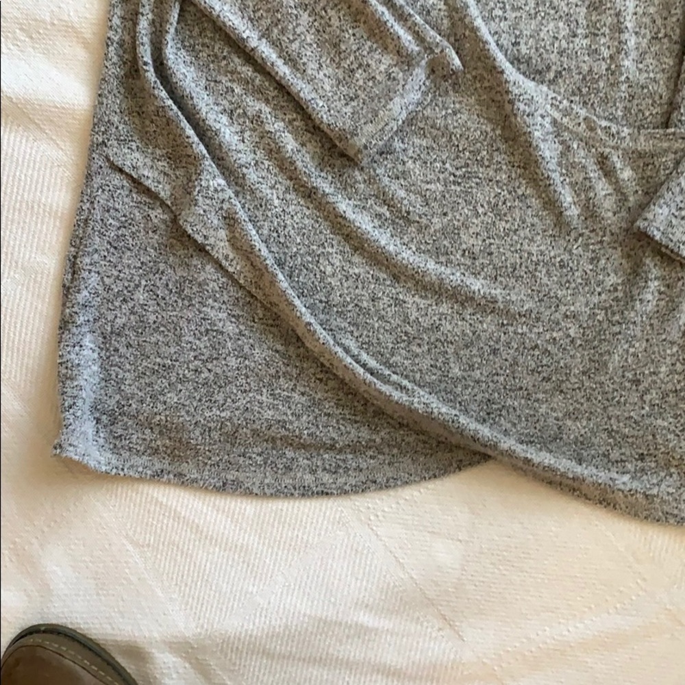 Sweater - Picture 4 of 6